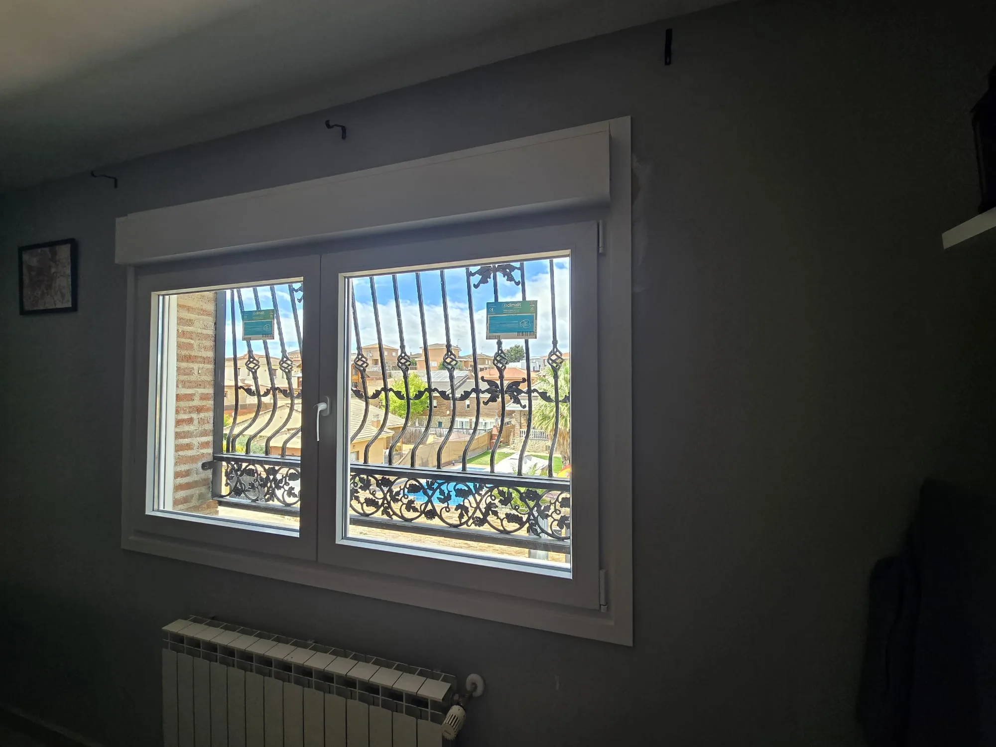 Instalación de ventanas de PVC y aluminio de alta eficiencia térmica - ven 19